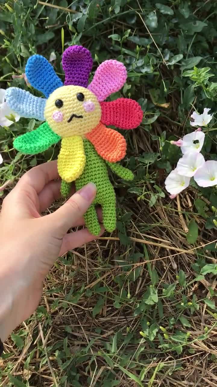 Kit crochet amigurumi - Fleur arc-en-ciel