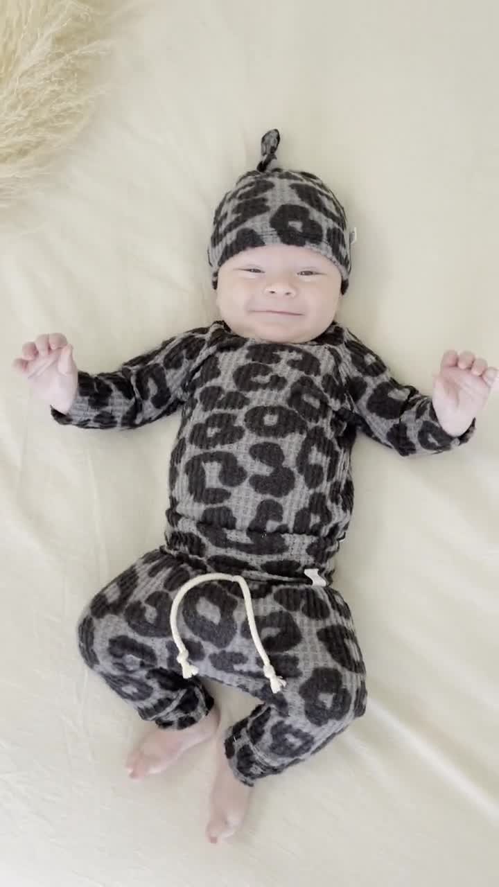 Tenue dhôpital pour bébé fille, vêtements pour bébé fille, tenue pour bébé  léopard, une pièce zippée pour nouveau-né -  France