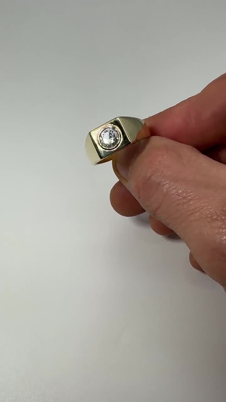 Round Diamond 5 Stone Men Wedding Ring 1/2 ctw in 14K Gold
