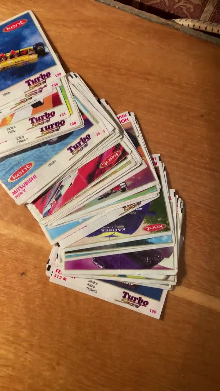 ガンジュ　クリープ90S Collection of 60 Turbo Sport Series 2 Gum Wrappers - Nos. 71-140