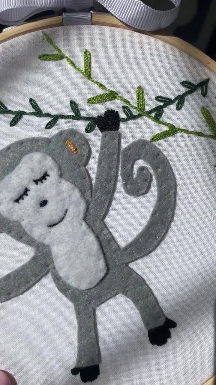 Monkey Embroidery Kit, Beginners Embroidery, Kid Friendly Crafts, Hand  Embroidery Kit, 5 Minute-crafts 