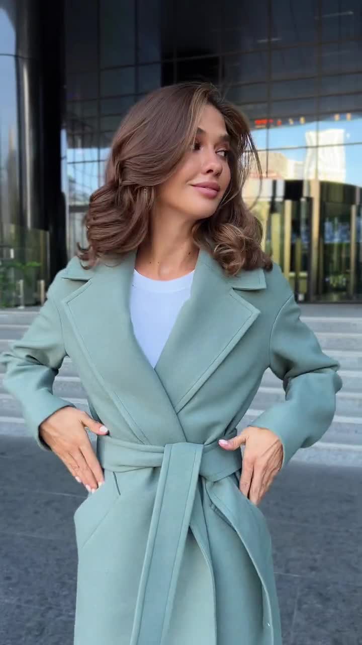 オリーブグリーンのウールラップコート（レディース） - Etsy 日本