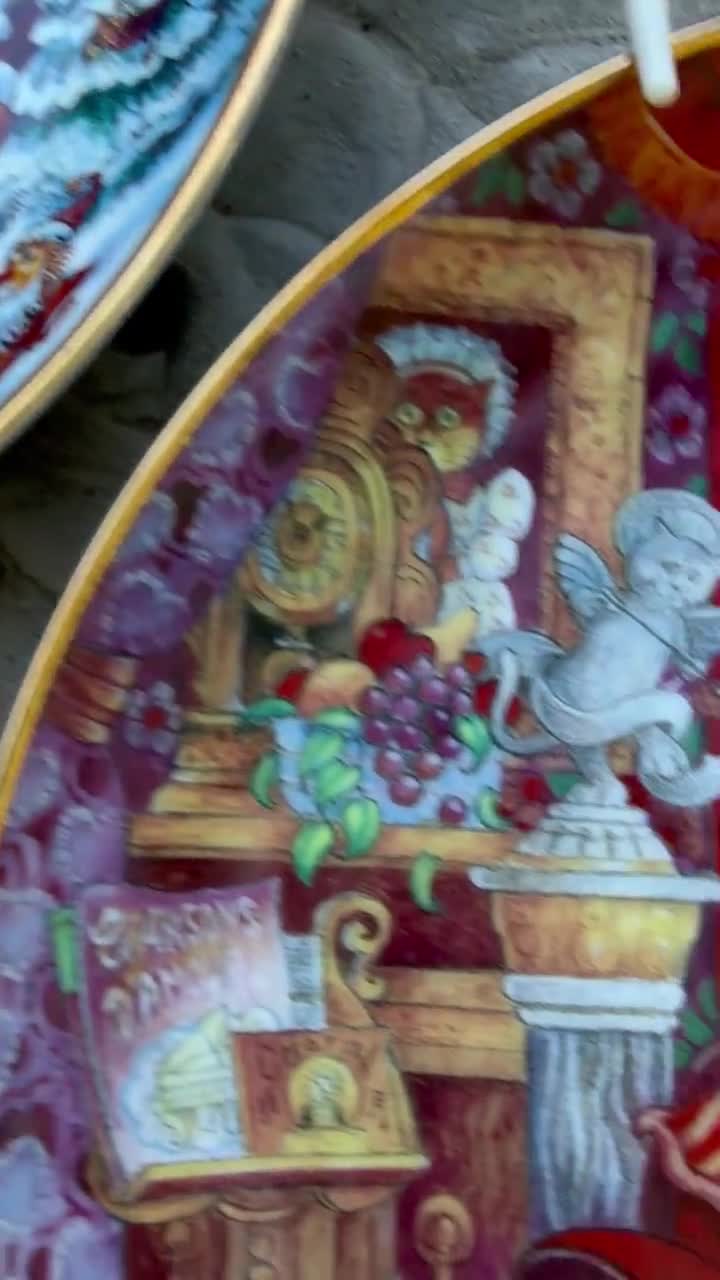 Vintage Franklin Mint Collectible Plates – Santa Paws and Whisker