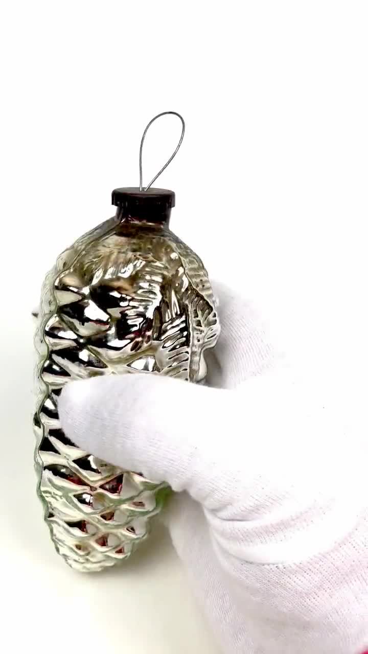 ヴィンテージシルバーガラス製モミの木の松ぼっくりクリスマス