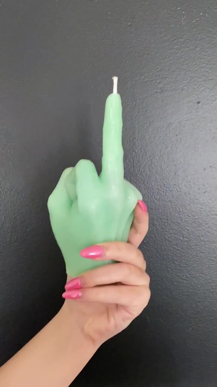 Middle finger candle – All4candle
