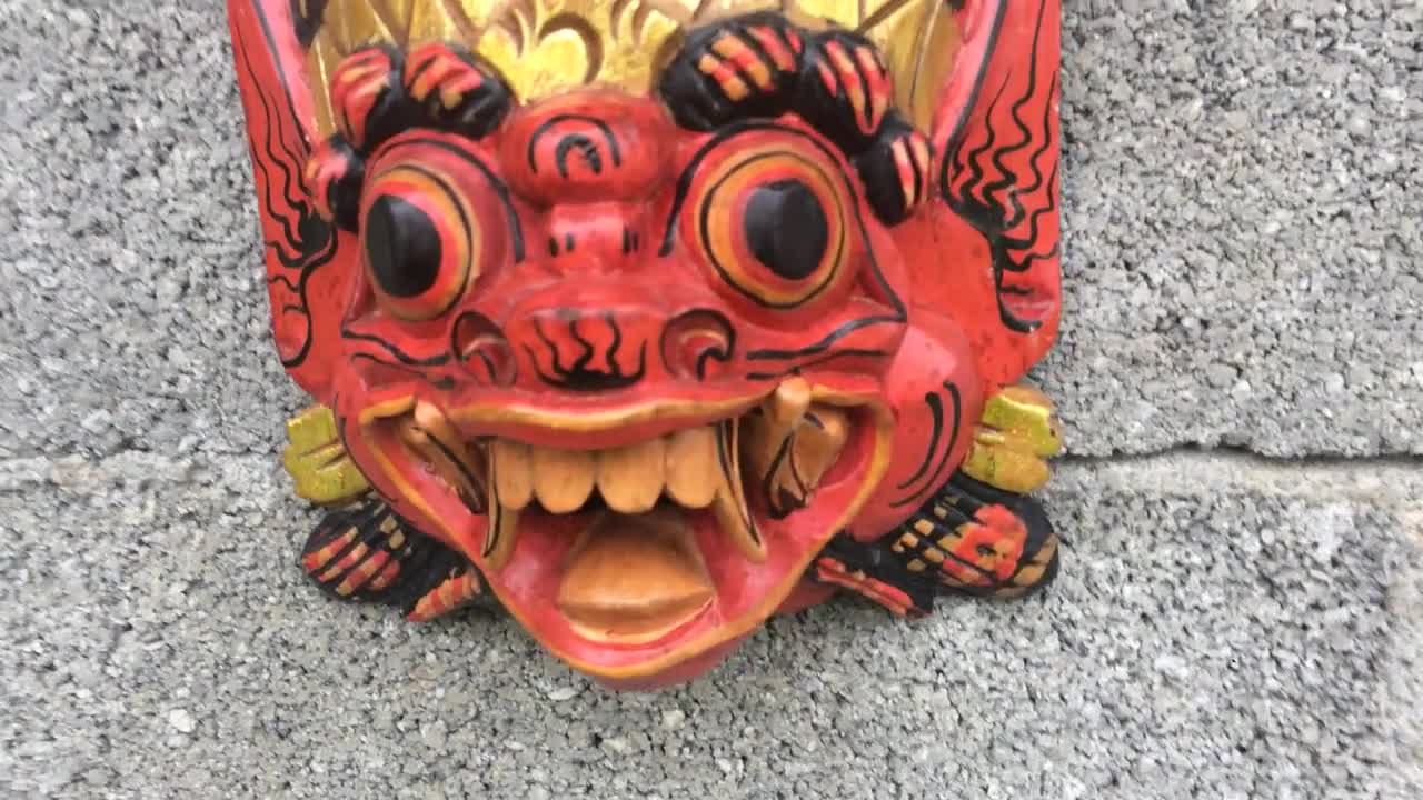 インドネシアの仮面、バリ島発のお祝い用壁飾り - Etsy 日本