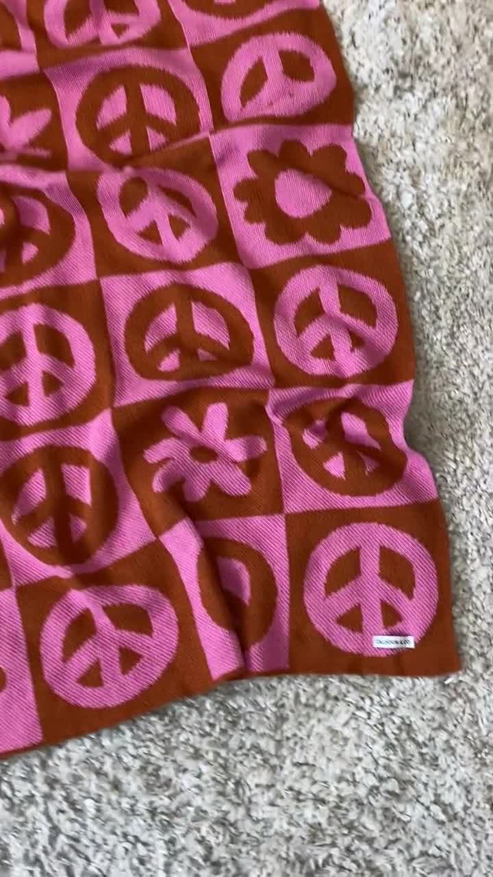 Peace Please Couverture en tricot avec signe de la paix en rose et