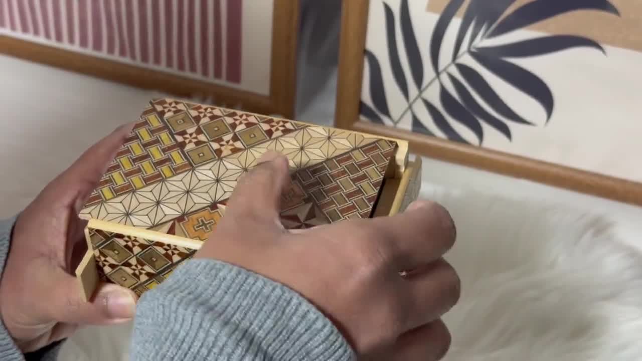 14 Step Japanese Handmade Wooden Puzzle Box(himitsu Bako 14 Step