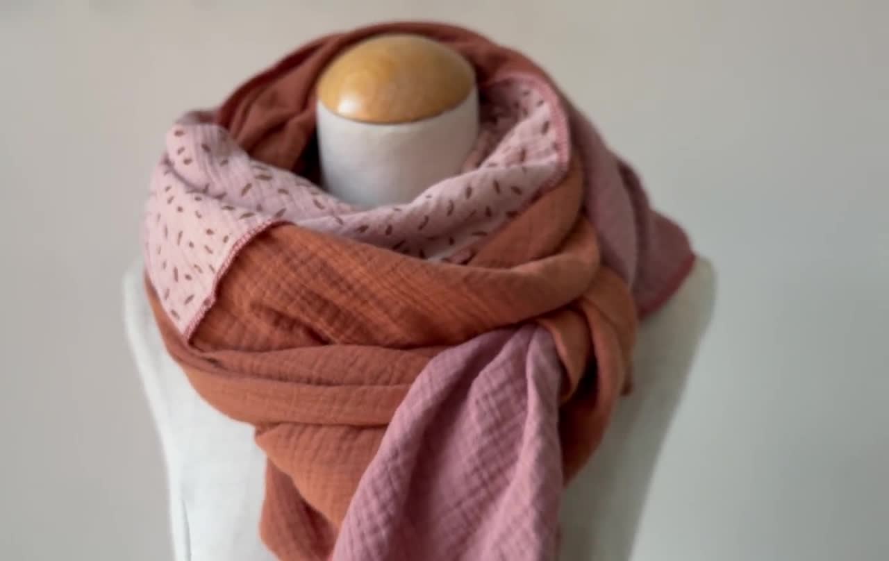 Muslin Scarf XXL Wrap Scarf Neckerchief Loop Scarf Purple Lilac