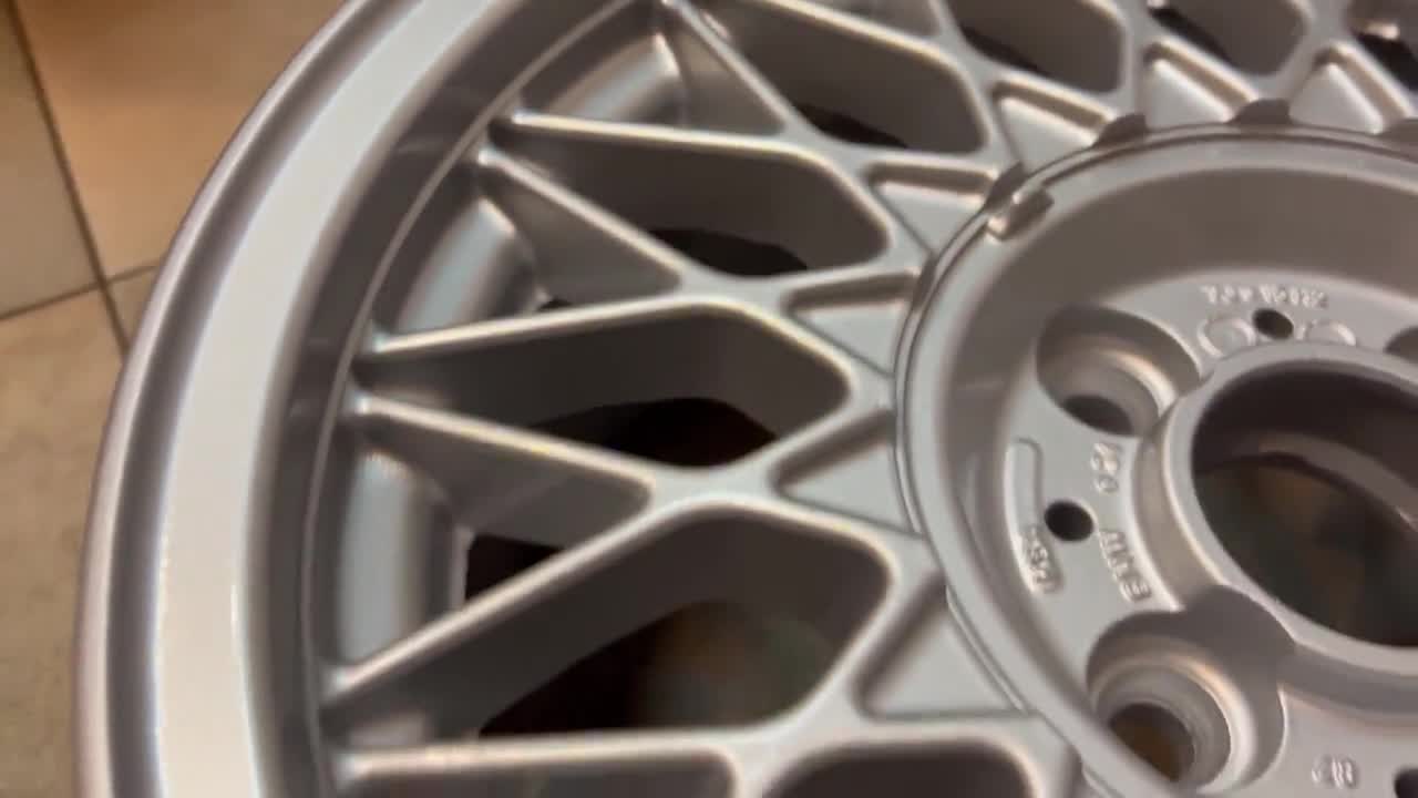 山田様　BBS① 1x Light Alloy Rim Silver BBS RZ Styling 5 BMW E30 4x100