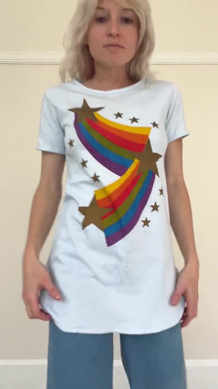 Vintage 1970s 80s Rainbow Star Light Blue Graphic Tee T Shirt Top