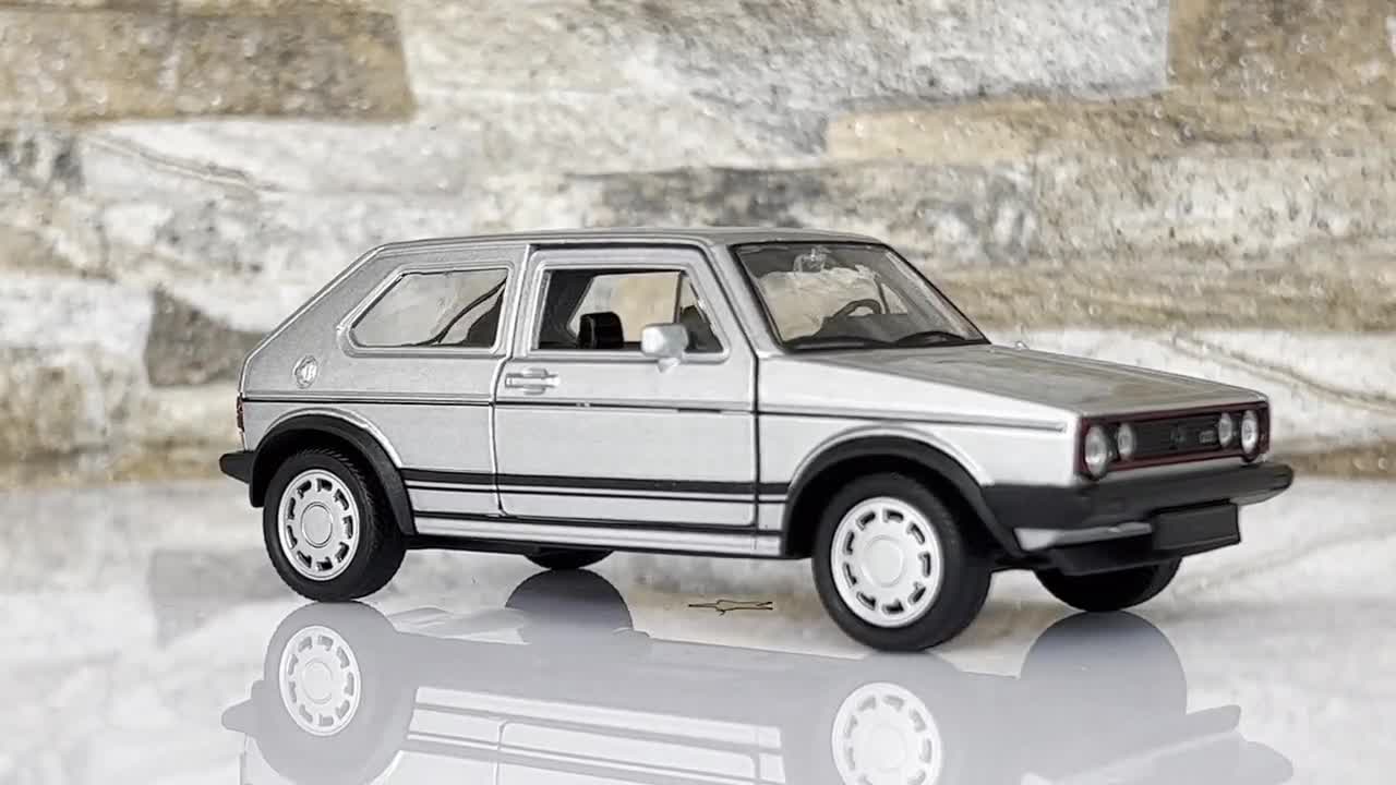 フォルクスワーゲン ゴルフ 1 GTi | ヴィンテージ モデルカー | ダイ