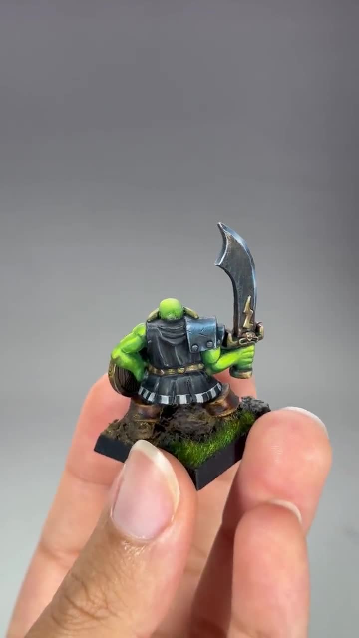 塗装済みオーク戦士ミニチュア、塗装済みクラシックウォーハンマー