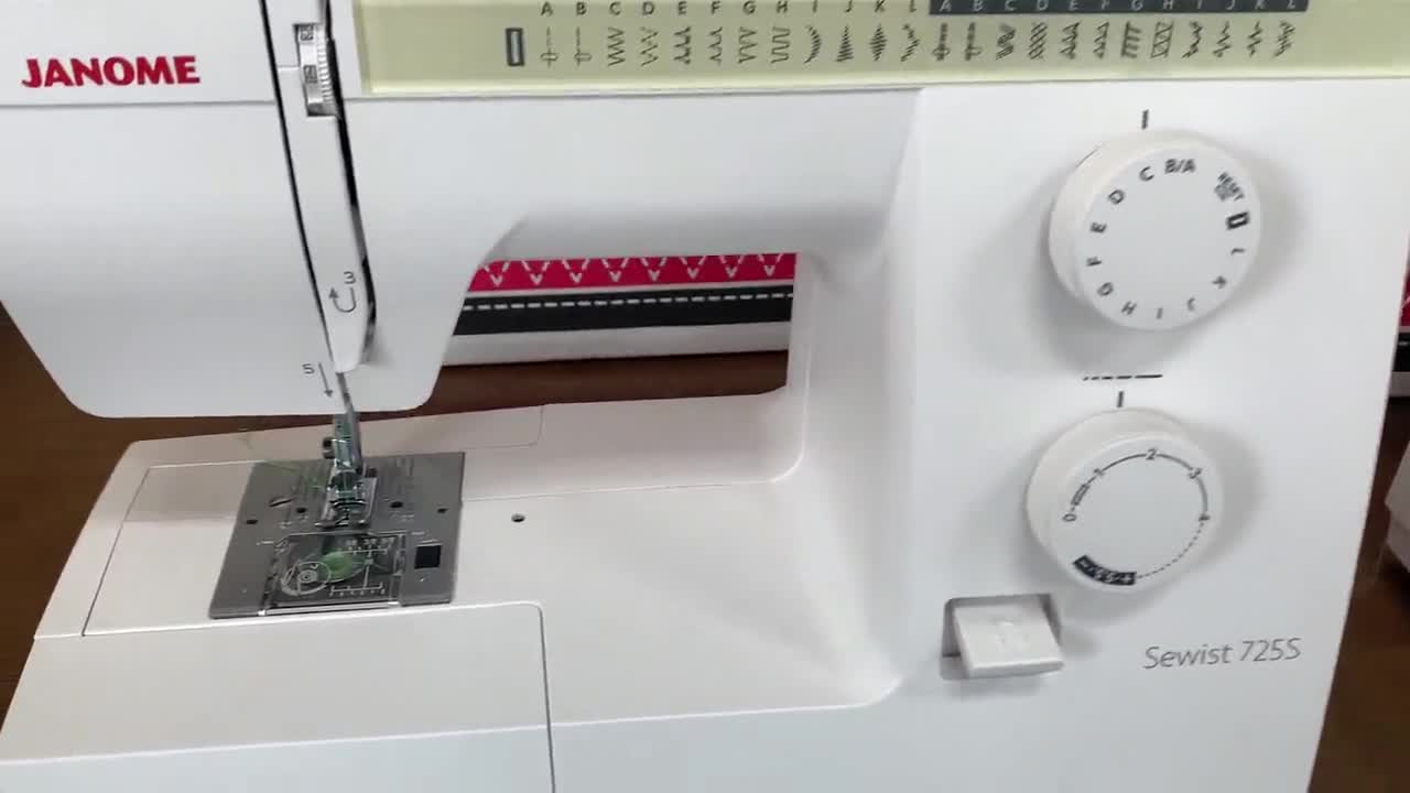 Janome Sewist 725S High Quality Beginner Sewing Machine 