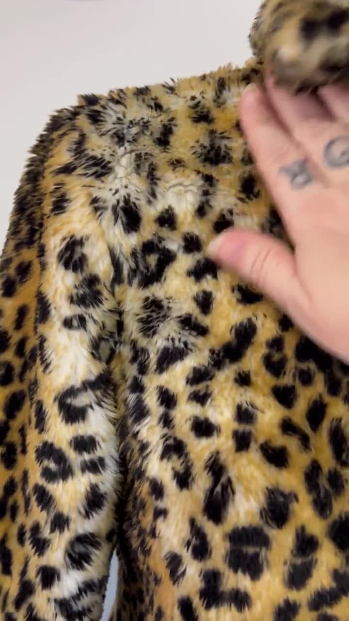 Faux deals fur cheetah print y2k era jacket M/L