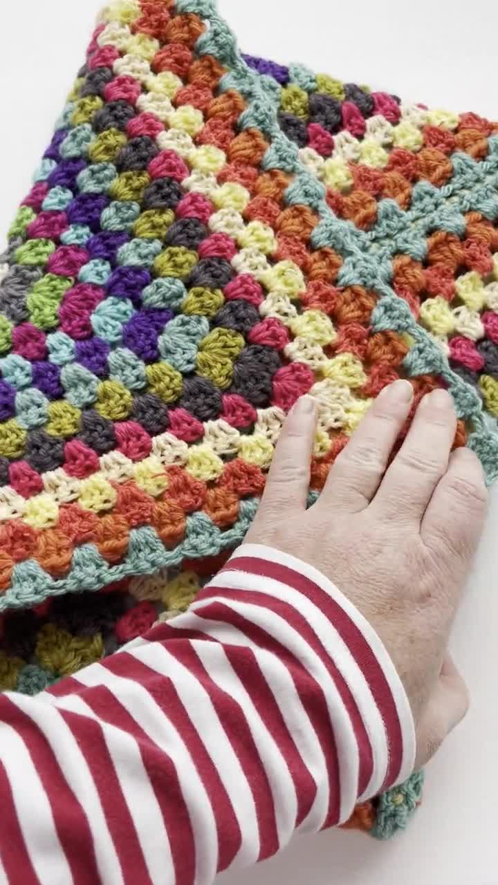 What you get when you need a board to stretch out your granny squares and  have a 3D printer and tech savvy boyfriend… : r/crochet