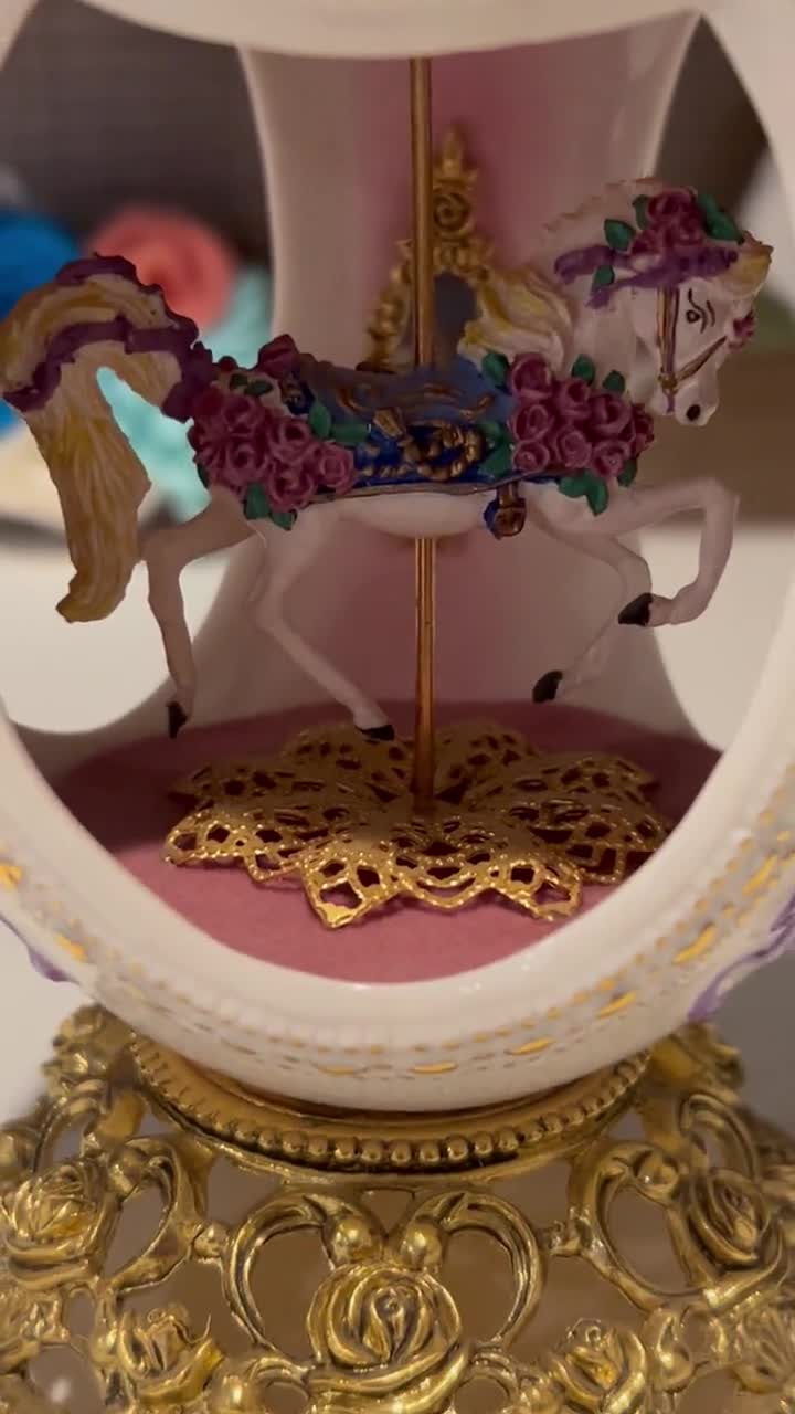 Franklin Mint Faberge Musical Carousel Egg: Collectible Figurine