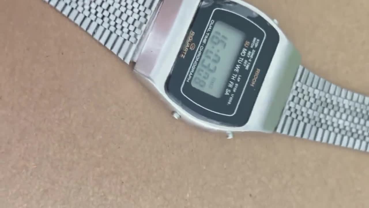 Rare Vintage Ricoh Riquartz Watch Digital LCD QUARTZ Working 1980s