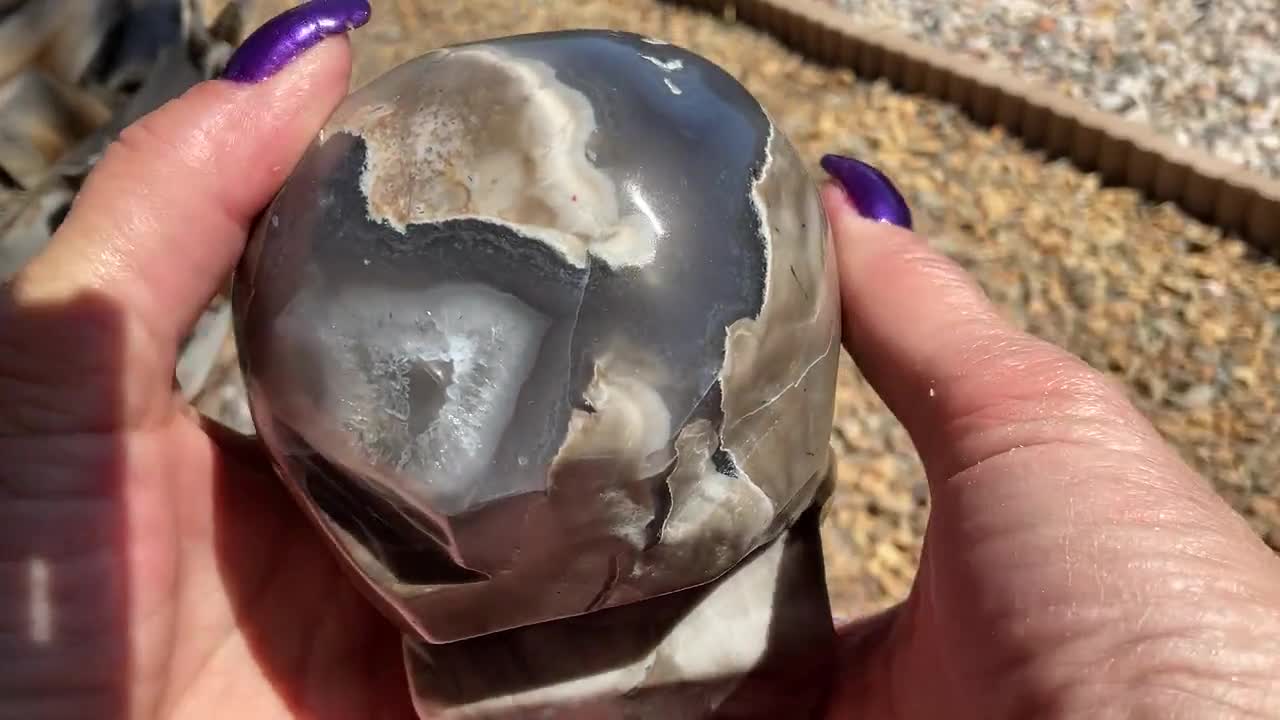 火山瑪瑙水晶の頭蓋骨彫刻（ドゥルージー付き） - Etsy 日本