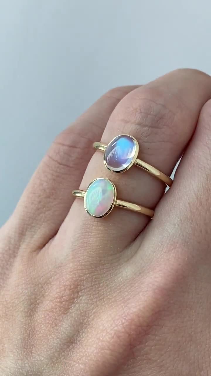 Odette 14K Yellow Gold Natural Rainbow Moonstone Bezel Ring - Etsy