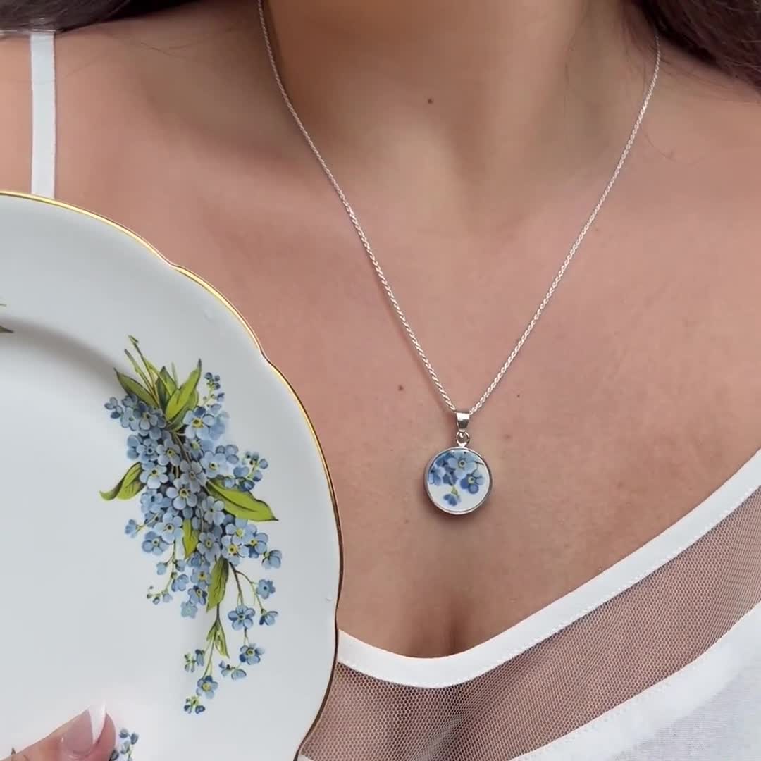 繊細な割れた陶器のジュエリーギフト、ヴィンテージブルーの花の