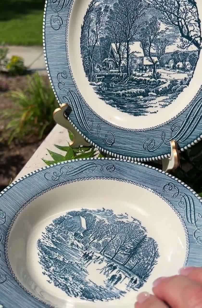 Currier & Ives Blue Early Winter offers 8.5” Bowls x 6