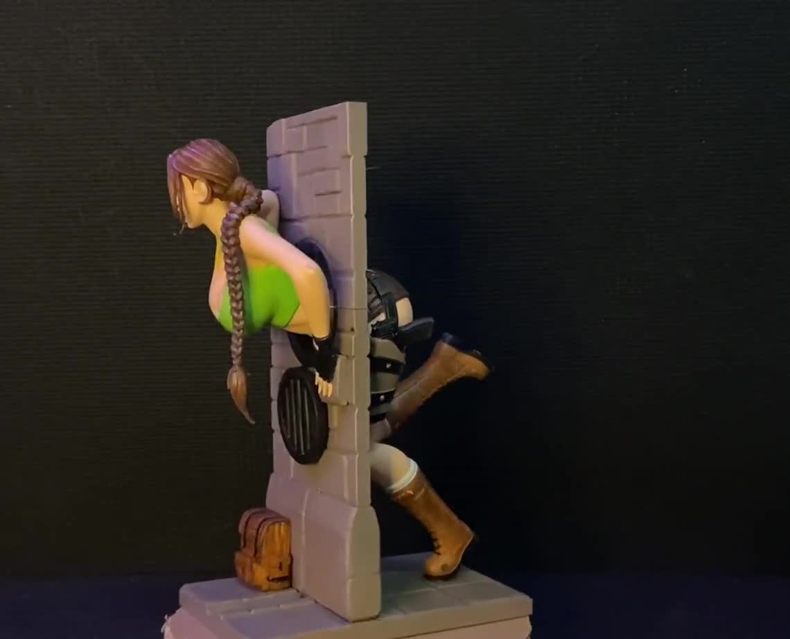 Lara croft 3D printed hand painted custom resin figure NSFW avaible
