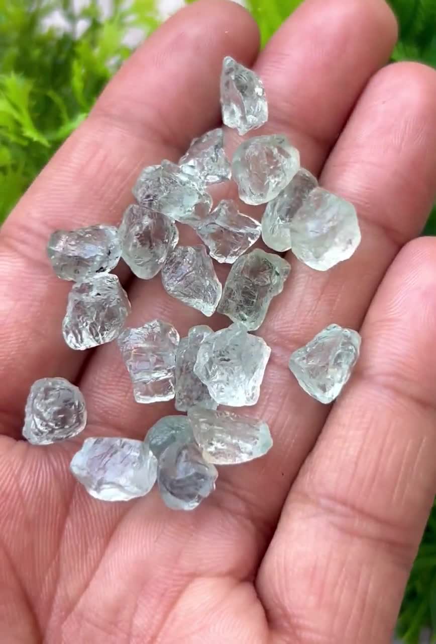 Raw Aquamarine Stone: Natural Rough Gemstone (9-12 MM, 20 Pieces) video poster