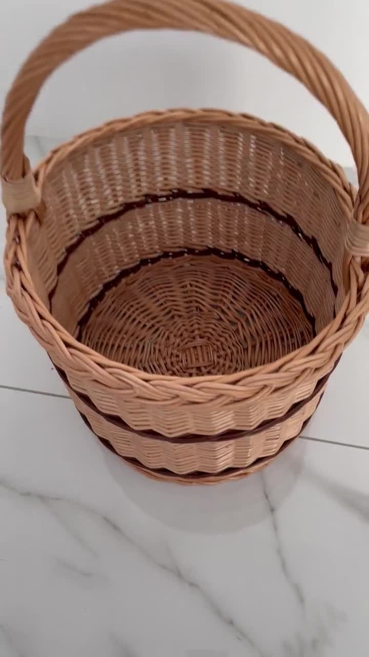 Wicker Basket, Storage Basket, Wicker Easter Basket, Picnic Basket, , Kids  Willow Basket, Round Handled Basket, Small Rustic Basket 