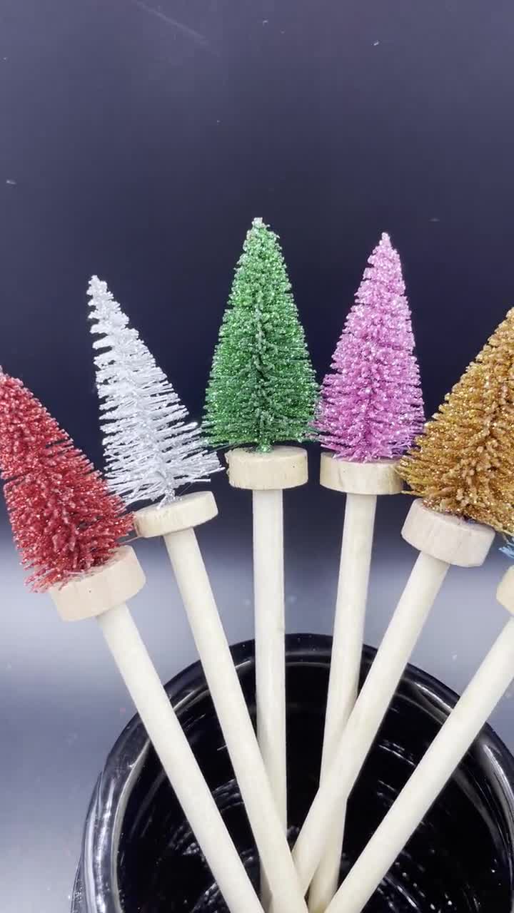 DIY Bottle Brush Tree Drink Stirrers for Holiday Drinks and Cocktails