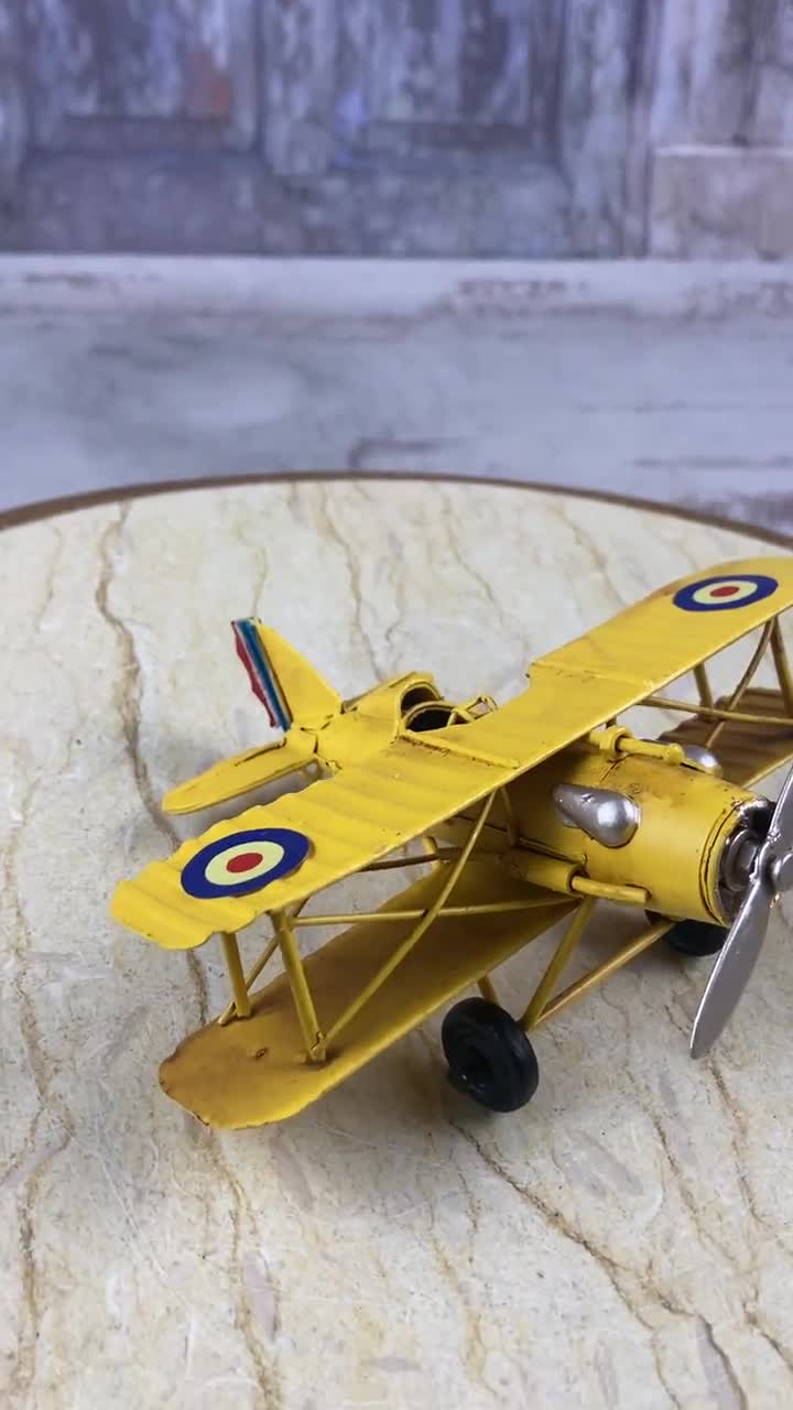 Vintage Metal Airplane Model - Retro Iron Plane Figurine For Living