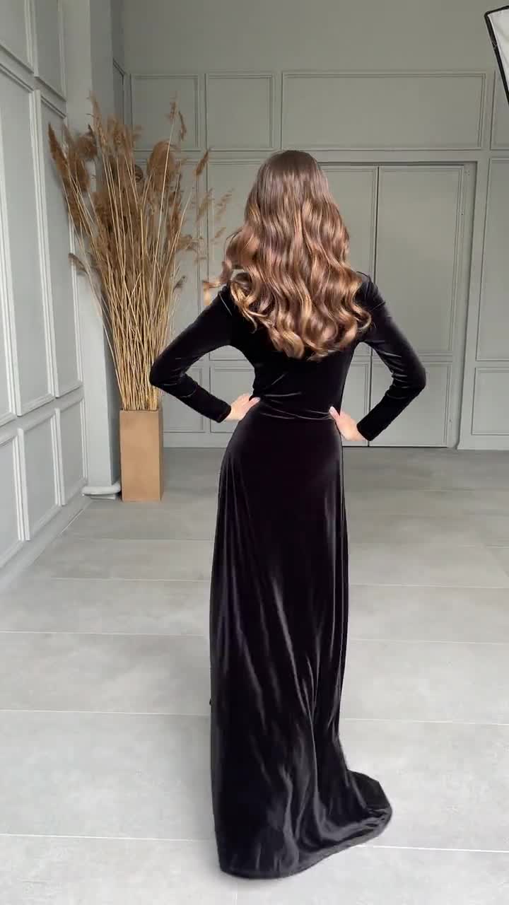 Long Black Velvet Bodycon Evening Dresses With Long Sleeves – Couture by  Ava Belinda