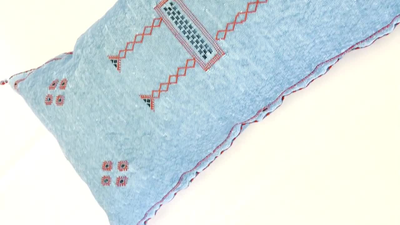 CUSCINO MAROCCHINO BLU in seta di cactus 18x35, federa per cuscino fatta a mano, cuscino di Halloween video poster