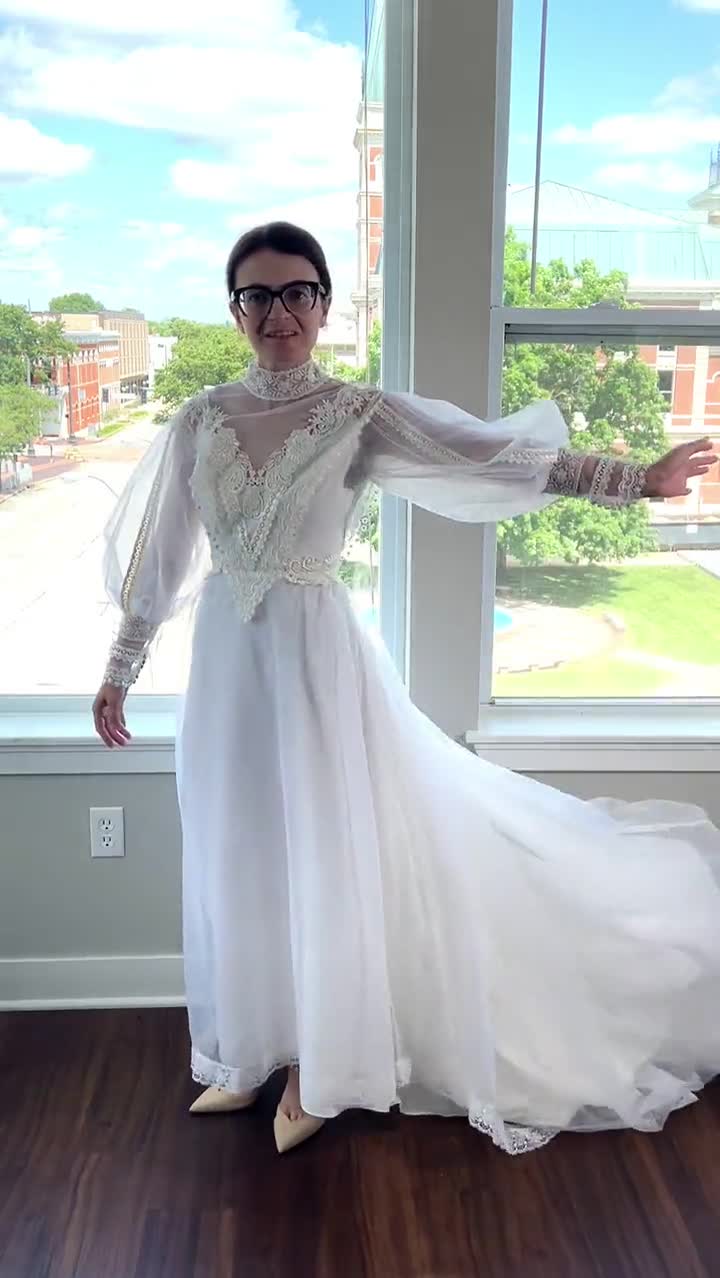 The Cynthia - Vintage 1970s 1980s ILGWU Victorian Boho Lace High