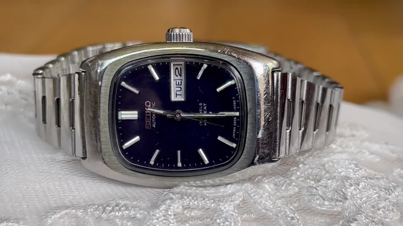 Elegant 1970s Vintage small automatic Japan ladies dress watch Seiko  silver color case, Vintage women mechanical watch, Watch ladies gift