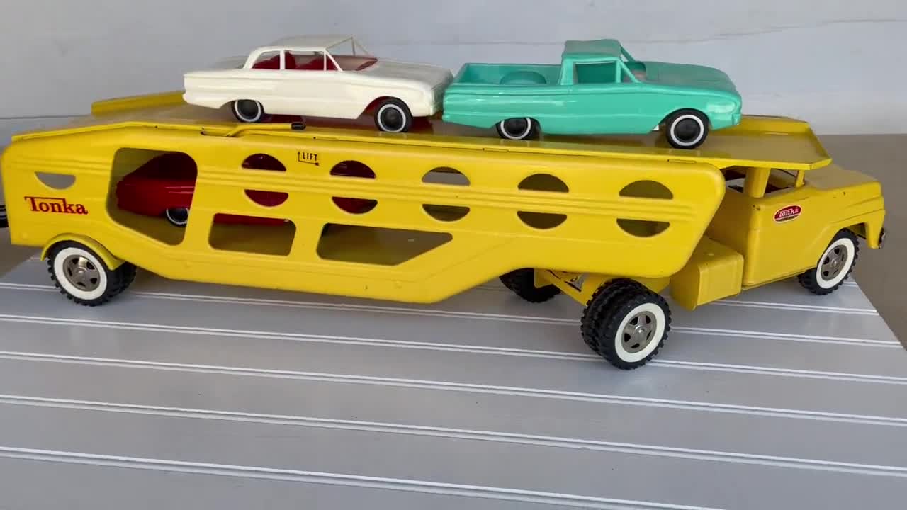 Vintage 1960s Tonka No. 840 Car Carrier With Original Box