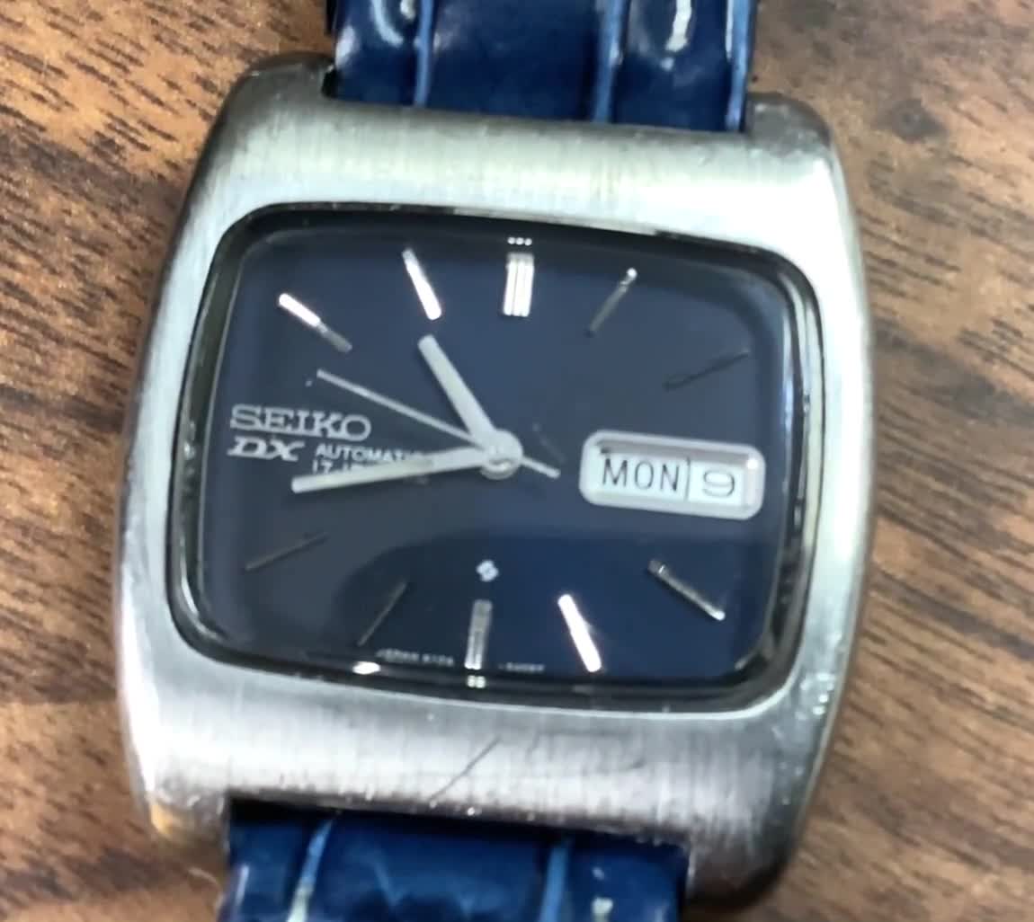 Preowned 1971 Seiko 6106-5419 DX 17 Jewel Blue Dial Excellent