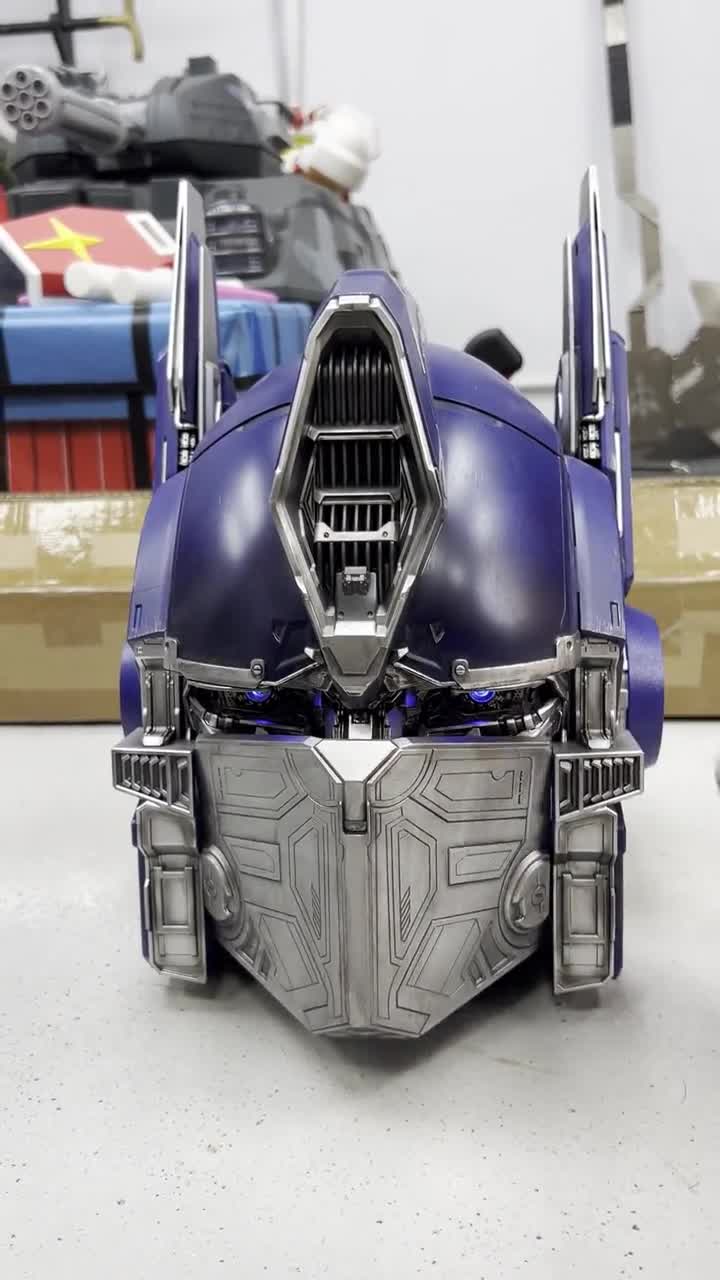 Transformers Dark of The Moon Optimus Prime Cyber Helmet with Sound