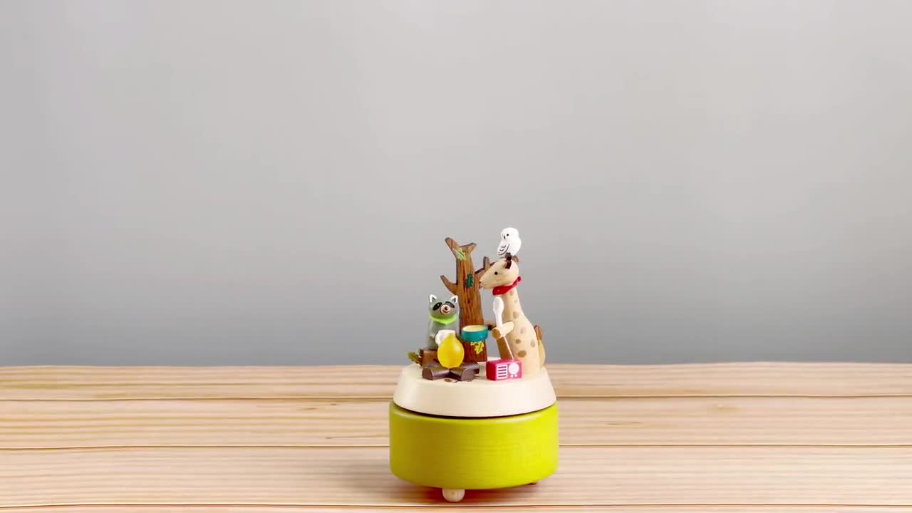 Giraffe Campfire Wooden Music Box video poster