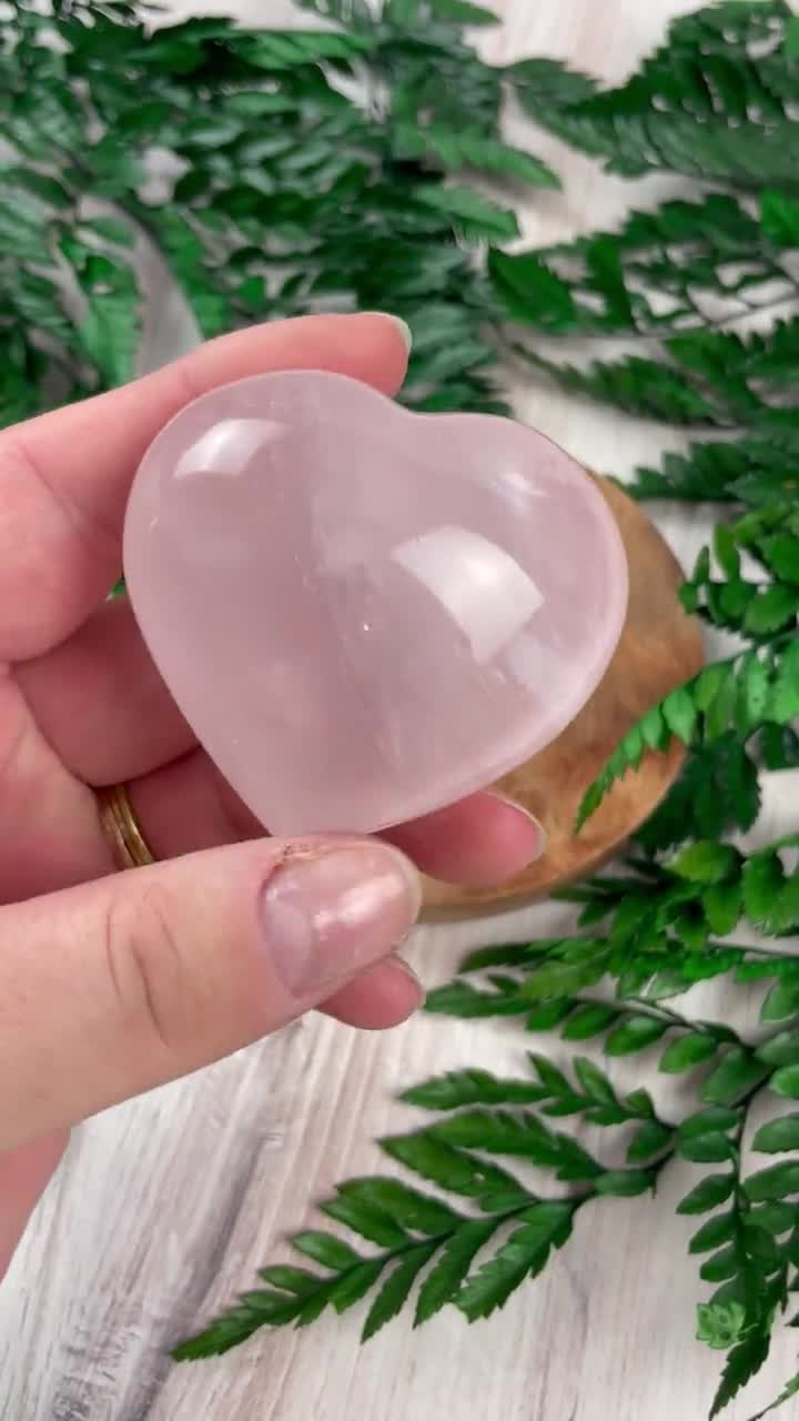 10 Pietre Di Quarzo Rosa A Forma Di Cuore - Cristalli Naturali 2cm Per Meditazione E Decorazione - Foto 3