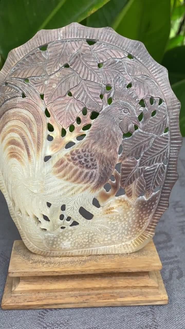 スタンド付き彫刻された真珠貝の雄鶏の貝殻アート - Etsy 日本