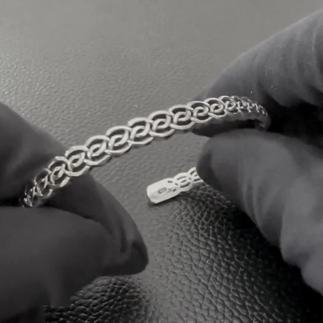 ハンドメイド925スターリングシルバーケルトノットブレスレット