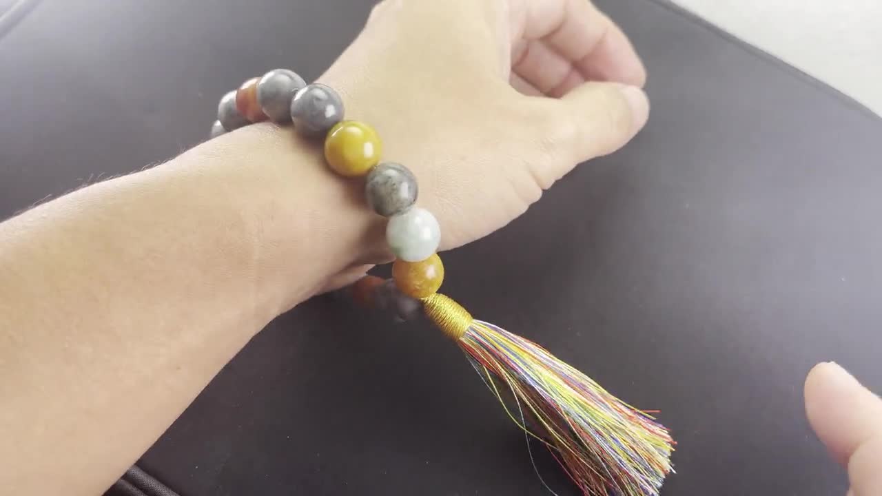 ボヘミアンスタイルの本物のマルチカラービルマ翡翠ビーズブレスレット