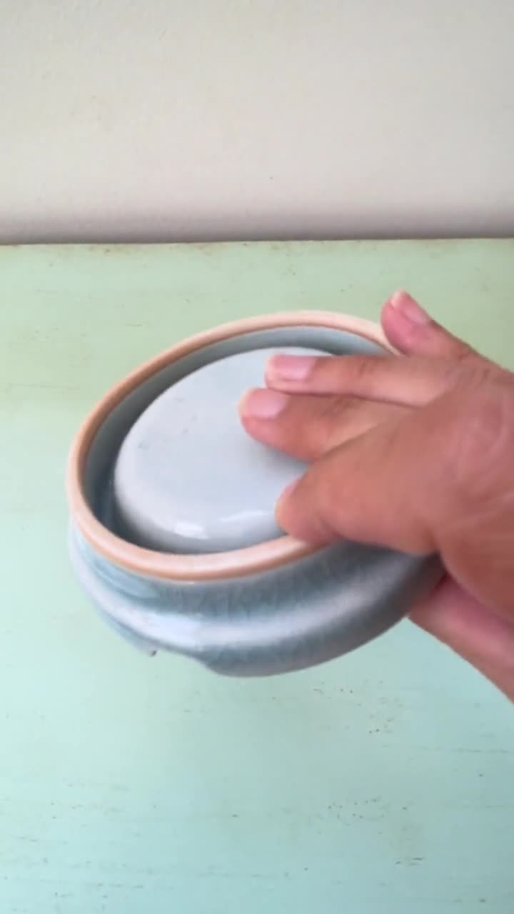 ヴィンテージの青灰色陶器製灰皿 - Etsy 日本