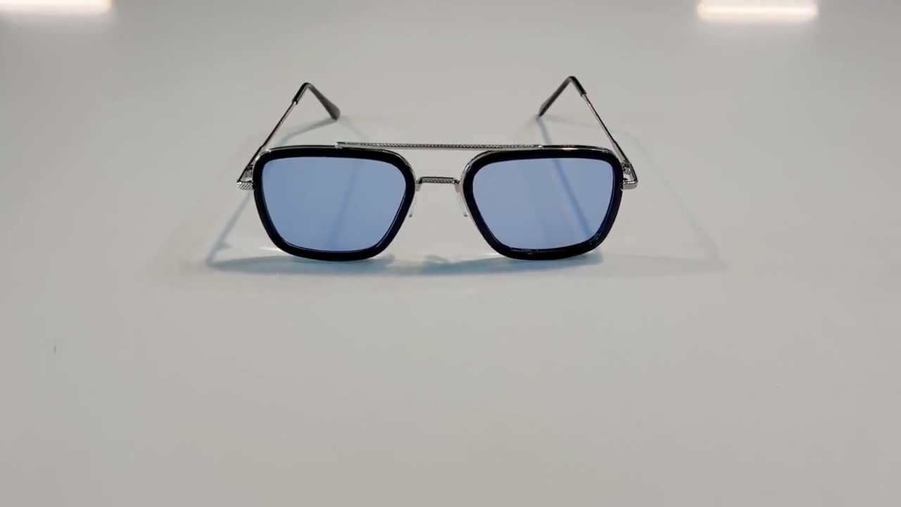 What brands the EDITH glasses is? : r/Spiderman