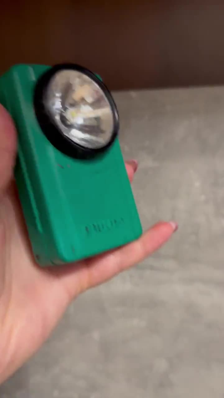 Flashlights Lampe torche SFL7003R/10