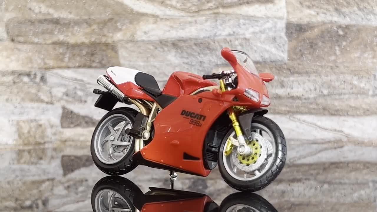 Ducati 998 R Motorcycle, Scale 1/18 Model Motorcycle, Diecast