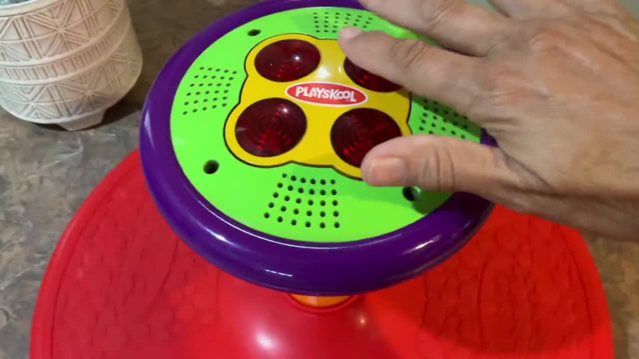 Playskool Simon Says Sit N Spin Sit and Spin Interactive Music Playschool