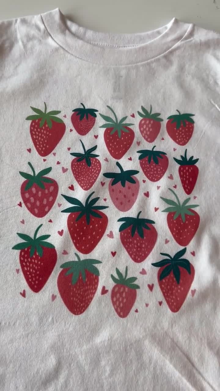 TINYCOTTONS STRAWBERRIES TEE 2y 半袖Tシャツ Amazon.com: Cute Strawberry Toddler Shirt - Picking Strawberries
