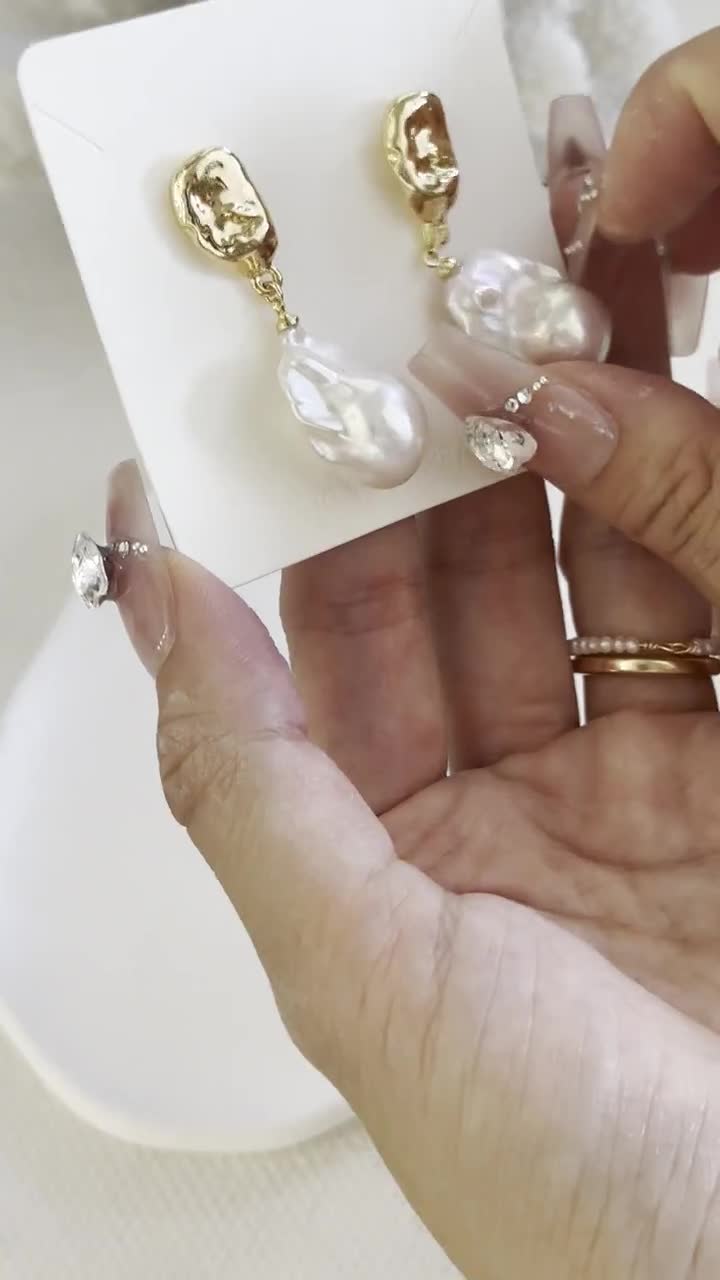 What are keshi pearls? Jewelry Olga creates designer pearl jewelry